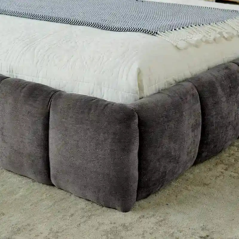 Chenille Upholstered Bed Grounded Platform Bed with Headboard