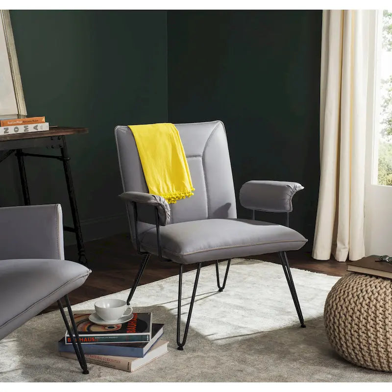 SAFAVIEH Idamae Mid-Century Modern Faux Leather Arm Chair - 29Wx28Dx33H