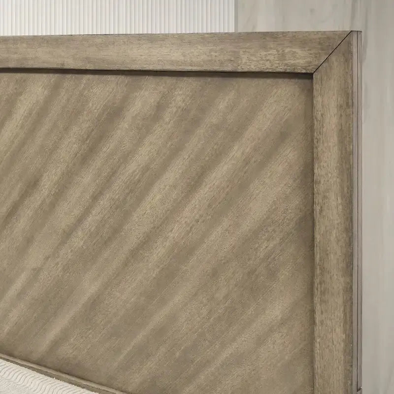 Roundhill Furniture Arena 3-Piece Contemporary Wood Bedroom Set: Panel Bed and 2 Nightstands in Antique Gray